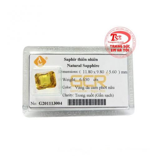 Viên saphir vàng tài lộc