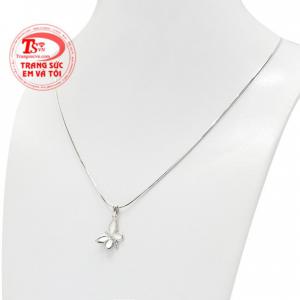 Trong phong thủy loài hồ điệp là biểu tượng của sự chuyển đổi, khao khát tự do và luôn hướng về điều tốt đẹp.