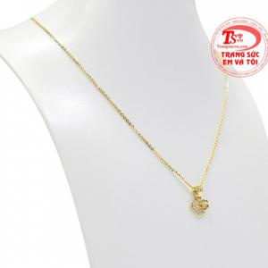 Sản phẩm mang đến vẻ đẹp dễ thương và duyên dáng cho người đeo. 