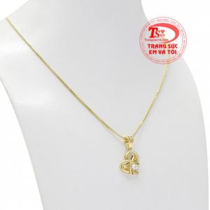 Sản phẩm hiện đang là xu hướng trang sức được giới trẻ đón nhận và vô cùng yêu thích.