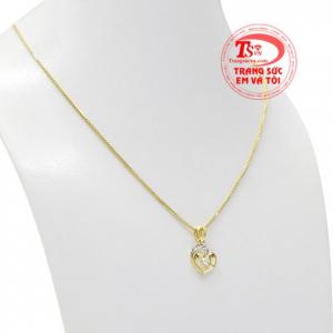 Trang sức phụ kiện góp phần tăng thêm phong cách, thần thái cho người đeo. 