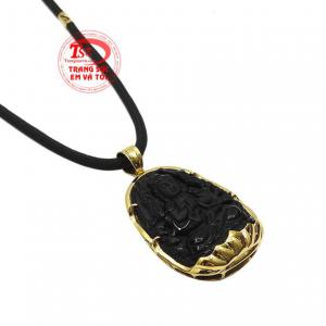 Sản phẩm phù hợp cho người mệnh thủy và mệnh mộc mang đến may mắn, thành đạt.