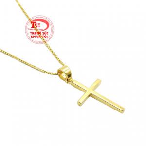 Bộ trang sức tinh tế và đơn giản giúp người dùng dễ dàng kết hợp cùng các trang phục và phụ kiện