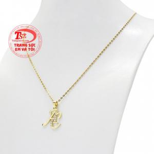 Sản phẩm chế tác từ vàng tây 10k bền đẹp và sáng bóng. 