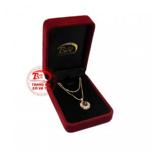 Bộ trang sức ruby tỏa sáng nhận đặt chế tác theo yêu cầu.