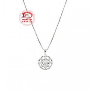 Bộ sản phẩm dễ dàng kết hợp cùng nhiều kiểu trang phục và phụ kiện. 