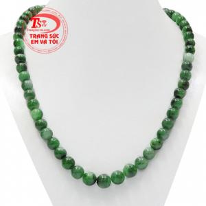Chuỗi cổ cẩm thạch bình an được chế tác tinh tế từ đá cẩm thạch thiên nhiên tạo nên một sản phẩm hoàn mỹ.