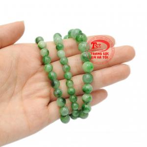 Trang sức Em và Tôi luôn đem đến những sản phẩm đá quý chất lượng cho khách hàn.