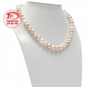 Dễ dàng tôn lên vẻ kiêu sa cho người đeo. 