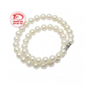 Ngoài ra, ngọc trai còn là biểu tượng của may mắn và bình an cho người đeo.
