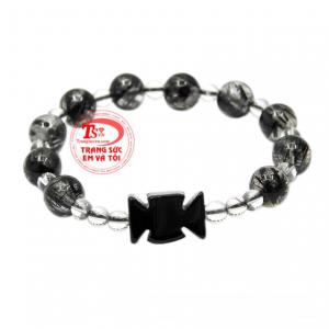 Chuỗi mân côi đẹp thạch anh tóc là chuỗi tay may mắn cho người đeo.