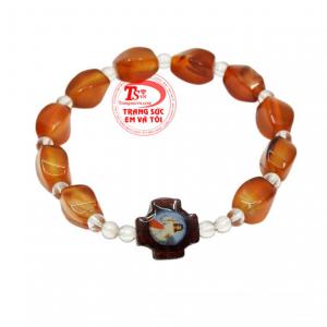Trong phong thủy, đá mã não có tác dụng giảm căng thẳng, điều hòa cơ thể, loại bỏ tiêu cực.