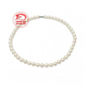 Dù kết hợp với món đồ thời trang nào thì chắc chắn bạn vẫn sẽ vô cùng thời thượng