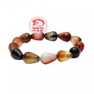 Trong phong thủy, mã não có tác dụng đem đến nhiều điều an lành, hưng thịnh và tài lộc.