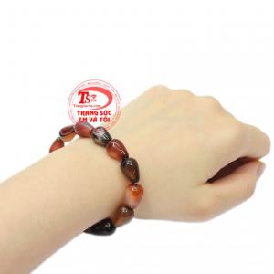 Chuỗi tay mã não đại cát là món quà ý nghĩa dành tặng người thân, bạn bè.