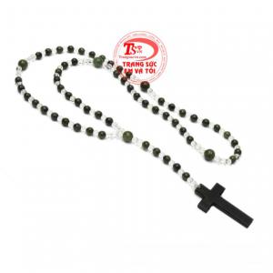 Trong phong thủy, đá ruby là viên đá hộ mệnh cho người sinh tháng 7, đem đến may mắn và tài lộc cho người dùng.