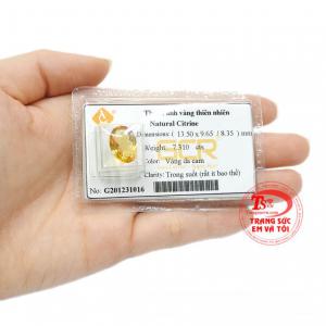 Người ta tâm niệm rằng việc đeo đá thạch anh vàng giúp mang lại giàu sang, phú quý buôn may bán đắt.