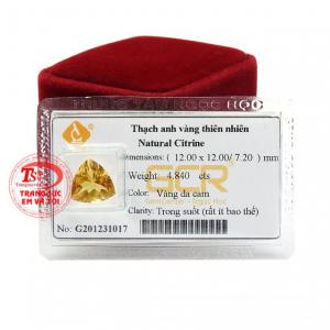 Viên thạch anh vàng này sẽ mang đến vẻ sang trọng và đẳng cấp cho người dùng.