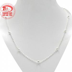 Dây chuyền bạc nữ đáng yêu được rất nhiều các bạn gái yêu thích và lựa chọn. 