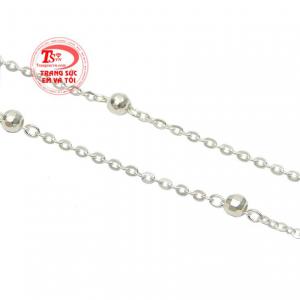 Dây chuyền bạc nữ đáng yêu giúp người dùng thể hiện cá tính.