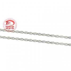 Khiến cho chiếc dây chuyền thêm sức hút và tỏa sáng.