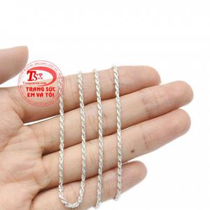 Dây chuyền bạc quyến rũ nhận đặt chế tác theo yêu cầu, giao hàng nhanh trên toàn quốc.