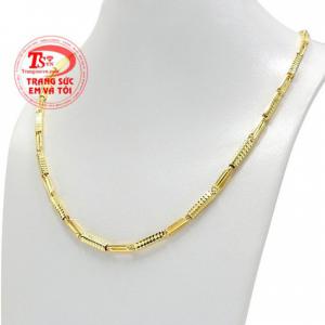 Sản phẩm trẻ trung và phong cách, thích hợp để làm quà tặng cho người thân và bạn bè.