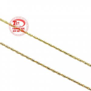 Sản phẩm thiết kế nhỏ nhắn, phù hợp với những bạn gái yêu thích phong cách nhẹ nhàng và nữ tính.