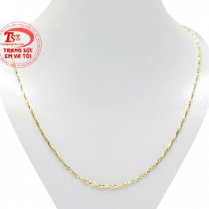 Dây chuyền nữ tính vàng tây với kiểu dáng bền đẹp, thời trang. 