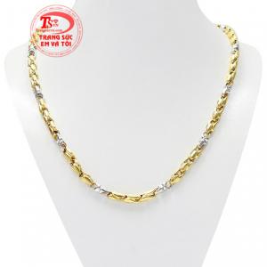 Dây chuyền thương hiệu cao cấp được chế tác từ vàng 10k chất lượng, kết hợp màu hài hòa từ vàng màu và vàng trắng.