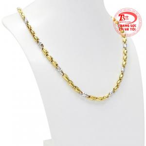 Dây chuyền nam là sản phẩm bán chạy nhất được nhiều phái mạnh ưa chuộng.