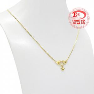 Dây chuyền trái tim từ lâu đã trở thành mẫu dây chuyền được phái đẹp ưa chuộng.