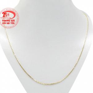 Dây chuyền vàng nữ trang nhã và tinh tế.