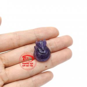 Hồ ly thạch anh tím hợp mệnh hỏa và mệnh thổ.