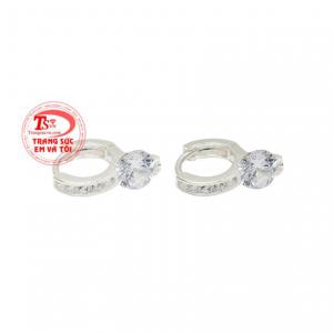 Được thiết kế với kiểu dáng dễ thương giúp bạn gái càng thêm xinh đẹp hơn.