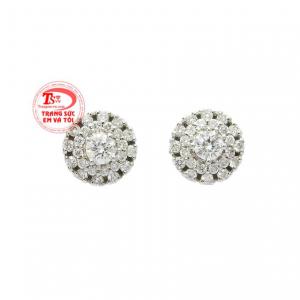 Hoa tai kim cương rạng rỡ là một thiết kế mới của Trang sức Em và Tôi.