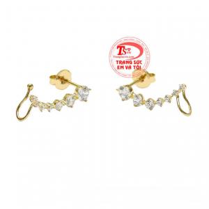 Sản phẩm hiện đang là mẫu hoa tai xu hướng được nhiều phái đẹp yêu thích vừa độc đáo mà vẫn giữ được nét nữ tính.
