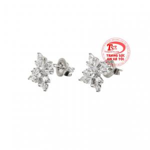 Sản phẩm là bí mật nho nhỏ giúp gương mặt của các chị em trở nên rạng rỡ hơn.