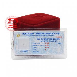 Kim cương là viên đá của người sinh tháng 4.