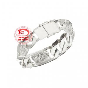 Thiết kế nam tính mang đến một sản phẩm hoàn hảo cho người dùng.