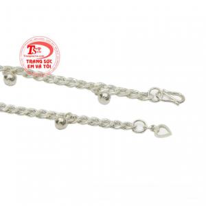 Bạc có tính kháng khuẩn cao, cản gió và củng cố hệ miễn dịch cho con yêu của bạn.