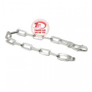  Không chỉ là món đồ trang sức mà khi sử dụng bạc thường xuyên còn giúp cản gió và diệt khuẩn. 