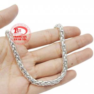 Hãy đến với Trang sức Em và Tôi để lựa chọn mẫu lắc tay phù hợp nhất với bạn.