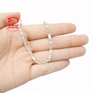 Lắc bạc thông thái cho bé sự lựa chọn hoàn hảo cho bé yêu.