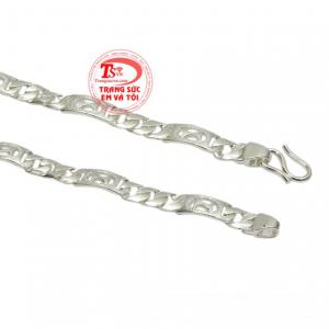 Sản phẩm còn giúp các bé cản gió, kháng khuẩn.