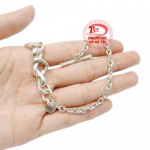 Lắc tay bạc thời trang thích hợp cho cả nam và nữ