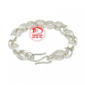 Thiết kế độc đáo, chạm khắc tỉ mỉ hợp thời trang