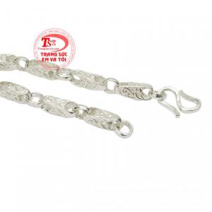 Sản phẩm sẽ giúp bạn trở nên đặc biệt cá tính với phong cách của chính mình