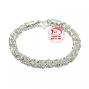 Lắc tay nam bạc kiểu cách được chế tác độc đáo và tinh xảo