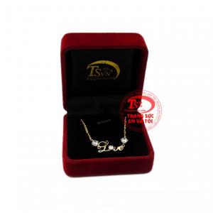 Lắc tay nữ chữ Love giữ trọn niềm vui của nàng đến cho bạn.